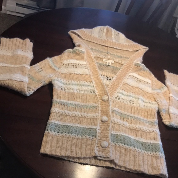 Hooded sweater - Picture 6 of 7